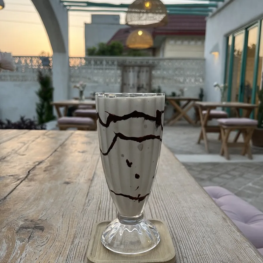 شیک لوتوس
